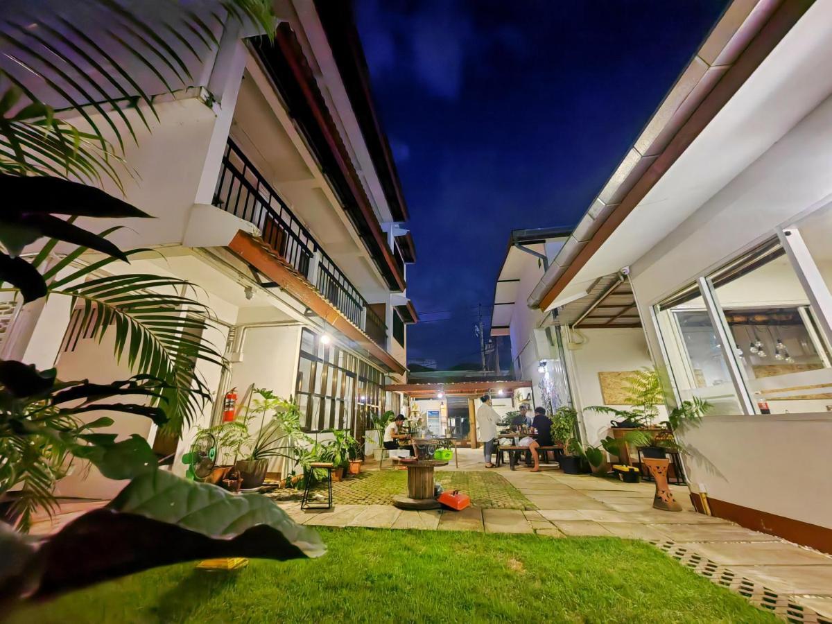 ホテル Chiang Mai Gate House エクステリア 写真